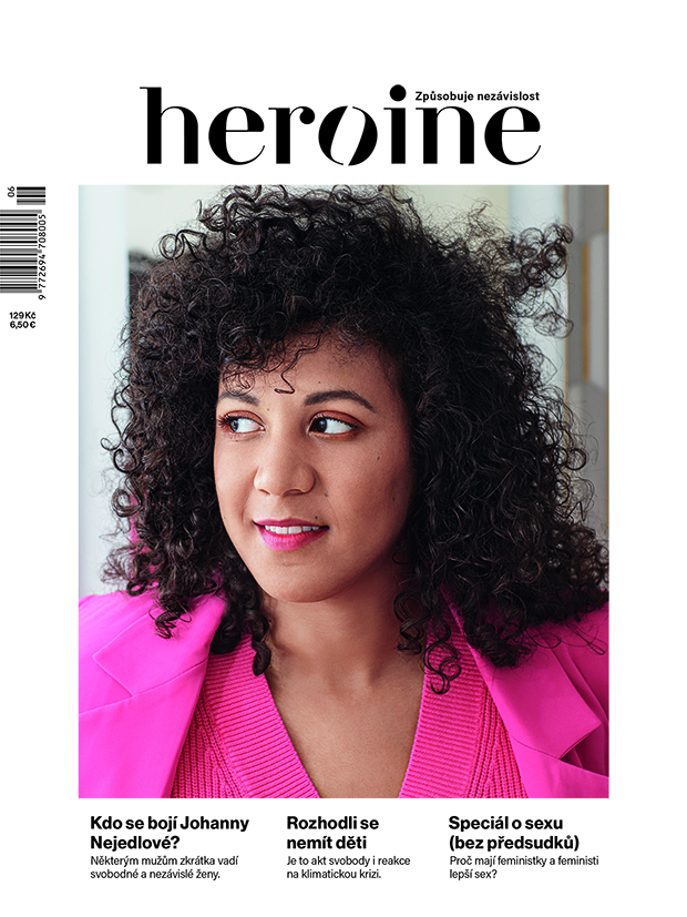 titulní strana časopisu Heroine a jeho předplatné