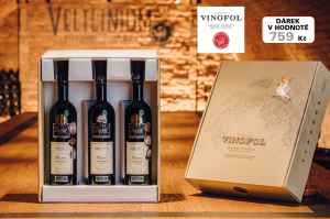 Dárek za předplatné -  Vína z rodinného vinařství VINOFOL v hodnotě 759 Kč. 
   Dárek je odesílán na plátce do 6-ti týdnu od uhrazení. 