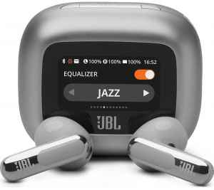  Bezdrátová sluchátka JBL Live Flex 3 - stříbrná  Dopřejte svým uším špičkový zvuk, který není díky účinnému aktivnímu potlačení okolních ruchů, nastavitelnému individuálně pro konkrétní zvukovod, nijak rušen vnějšími vlivy. Výsledkem je tak nejen dokonalý poslech, ale i perfektní srozumitelnost hovorů. Všechny reprodukční funkce i příjem hovorů a zpráv lze přitom plně ovládat přímo z dotykové obrazovky v pouzdře sluchátek, tedy bez nutnosti přístupu ke zdroji signálu. Nemenší výhodou je rovněž vícebodové spojení pro snadný, bezproblémový přechod například z poslechu z notebooku či tabletu na hovor z mobilu a zpět. A samozřejmostí je i odolnost sluchátek vůči prachu a vodě, stejně jako dlouhý až desetihodinový provoz na jedno nabití, přičemž jejich pouzdro ukrývá zálohu ještě na dalších čtyřicet hodin reprodukce.