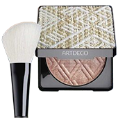 Předplaťte si TV star na rok 
a získejte sadu Artedo Glow Bronzer + Blusher Brush v hodnotě 869 Kč.
  

  - Glow Bronzer  
3 v 1: bronzingový pudr, highlighter a stín na oči, vlákna z rafie - trendy materiál, každý kus je unikátní  
  - Blusher Brush  
Vhodný pro pudr a tvářenku, zkosený tvar pro lepší contouring a stínování 
Dostupné na  www.coolbeauty.cz. 

  
Cena zahrnuje poštovné a balné.
  

Neváhejte a objednávejte ihned. Nabídka platí jen do vyčerpání zásob dárků. 
Dárky vám rezervujeme dva týdny od objednání předplatného (do té doby je třeba předplatné uhradit). 
Dárky zasíláme do 30 dnů od zaplacení na adresu plátce prostřednictvím České pošty. 
Nabídka platí pouze pro předplatné doručované do České republiky.



  
Předplatné je na 12 měsíců.  
 Elektronická verze  časopisu je k tištěné verzi zcela  ZDARMA .
 
Registrujte se na  www.Mojepredplatne.cz  a čtěte svůj oblíbený titul až na 4 zařízeních v E-KNIHOVNĚ.