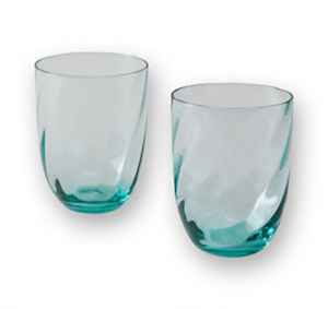 ED2504 Roční předplatné+  SKLENICE MARIKA BERYL OD KLIMCHI ( 2 ks)  + DIGI VERZE ZDARMA. Akce platí do vyčerpání zásob.   Bonus odesílán na plátce a pouze po ČR.   Je nutno zadat email u odběratele! Popis produktu:  
Výrazné detaily křivek jsou opakujícím se tématem kolekce Marika a jejích krásných pohárů, které byly vyfouknuty do bukových forem. Sklenice mají evokovat jednoduchost a bezpečí. Jsou ručně vyrobeny z bezolovnatého hrnkového skla. Více na  KLIMCHI    