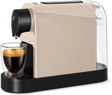 Květen je měsíc lásky a láska je jen jedna. Má ale spousto podob. I během vztahu s jedním člověkem si totiž procházíme mnoha jeho formami. Měníme se nejen my, ale i naši partneři. Jak jde dohromady dlouhodobý vztah, vzájemná důvěra a sounáležitost se spalující touhou? Jde mít skvělý sex i po desíti letech v manželství? Rozvádíme se proto, že jsme nešťastní, nebo proto, že bychom mohli být jinde šťastnější? Můžeme se rozloučit s monogamií a pustit se do alternativních vztahů? A existuje vůbec ten pravý/ ta pravá,  nebo je to iluze? Na všechny tyto otázky jsme našli odpovědi s předními terapeuty. Přesvědčte se sami a nechte se inspirovat. Nové číslo Mojí psychologie vychází už 3. Května.