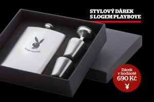 Dárek k předplatnému -  exkluzivní butylka s logem Playboye v hodnotě 690 Kč. 
   Dárek je odesílán na plátce do 6-ti týdnu od uhrazení. 